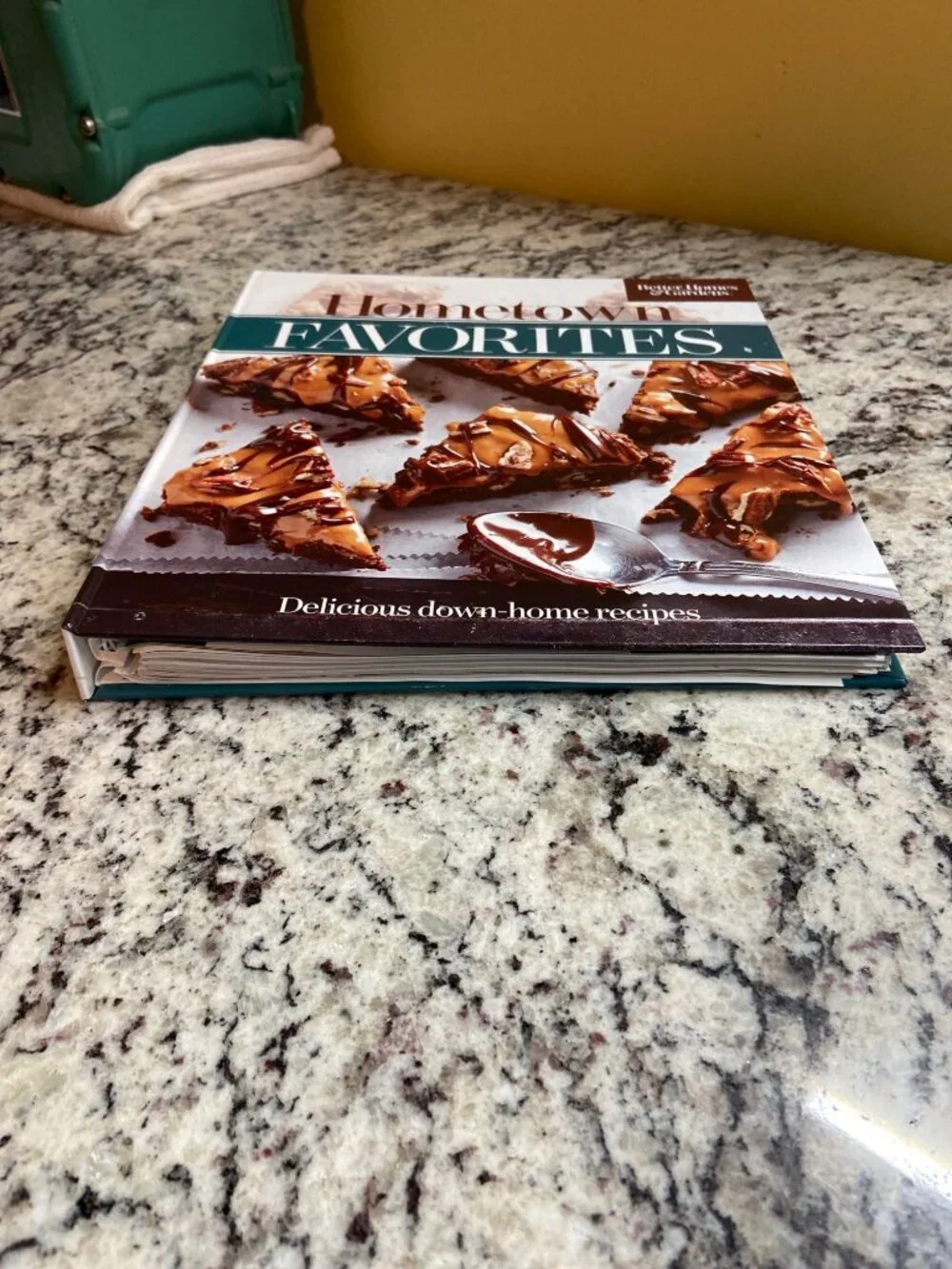 Better Homes & Gardens Hometown Favorites Cookbook 2018 Recipes